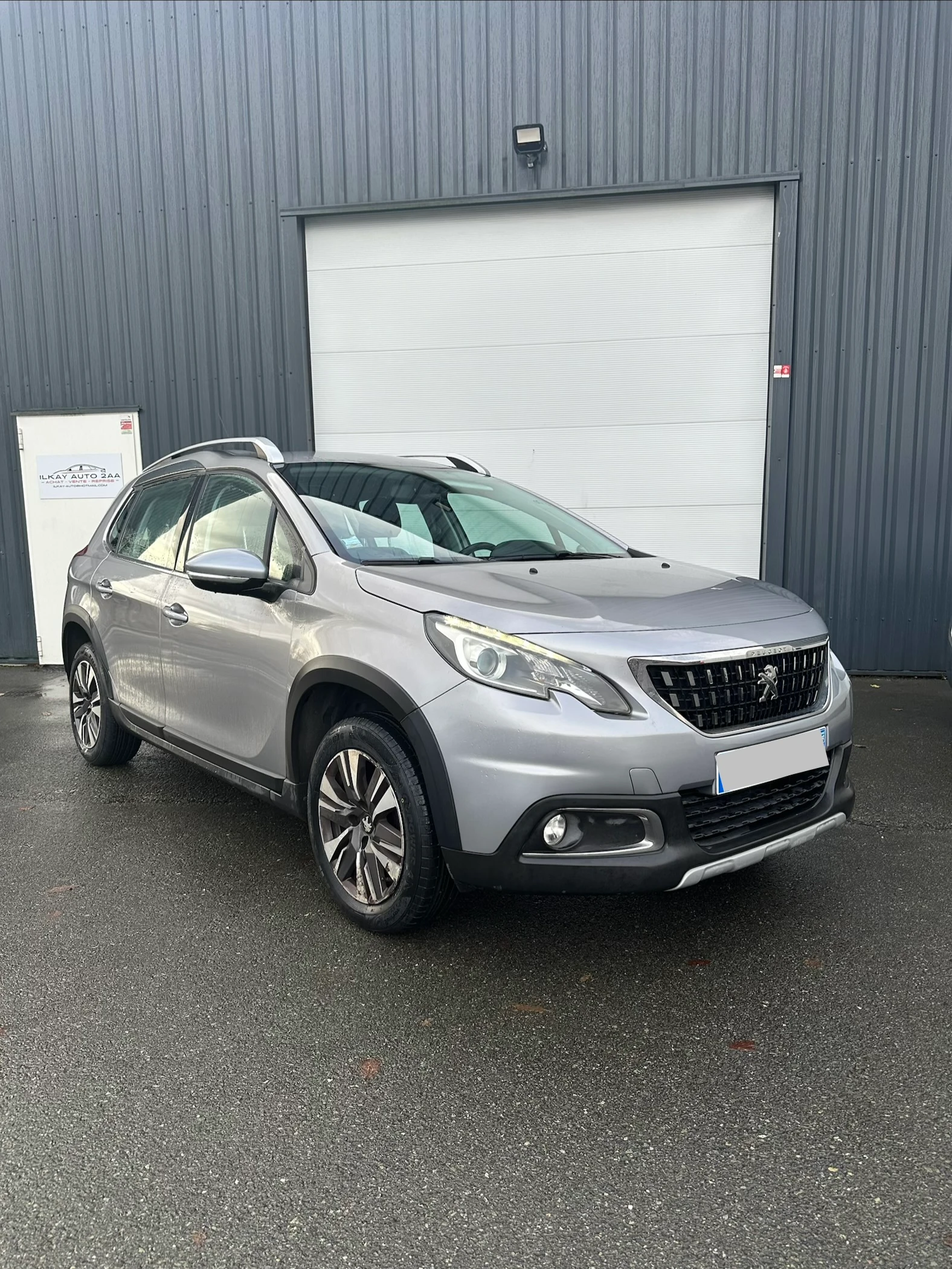 Peugeot 2008 1.6 BlueHdi 100CH Allure